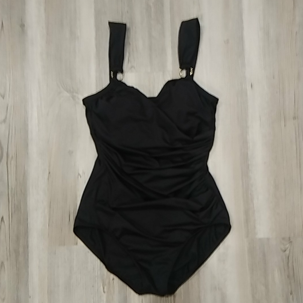 Merona one piece swimsuit